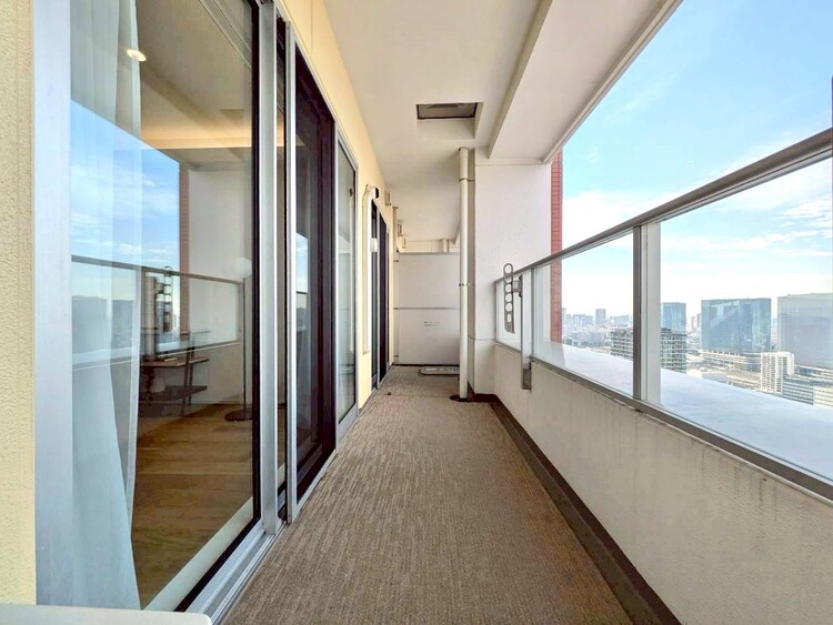 その他 朝の澄んだ空気や、夕方に吹く清々しい風を感じられるバルコニー。