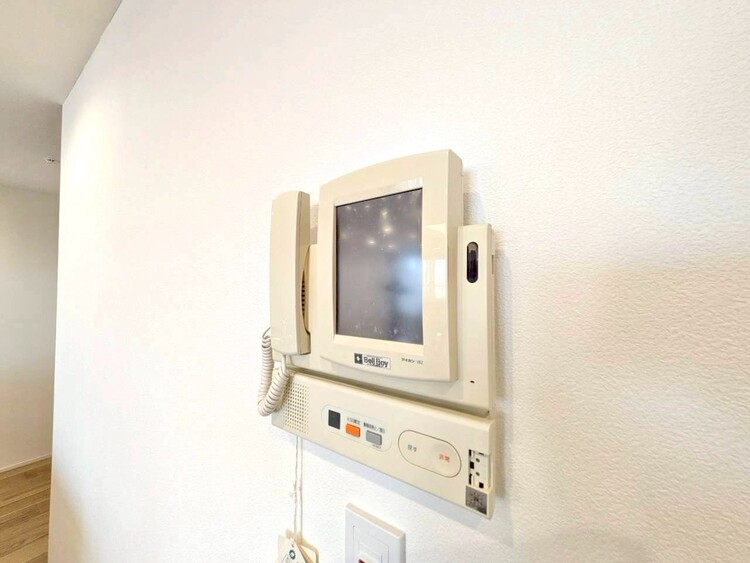 その他 誰が来てもわかる様にモニター付きインターホンを設置。