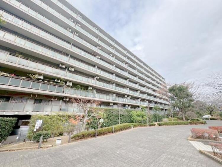 外観 家の良し悪しだけではなく周辺環境も重要なポイントとなります！ご案内時に周辺環境もご案内いたします！流行に左右されず将来にわたって価値が継続する佇まい！良好な住環境が保たれたエリアで新生活を過ごせます 