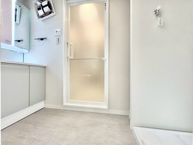 洗面 清潔感と心地よさを重視した、上質感漂うパウダールーム。