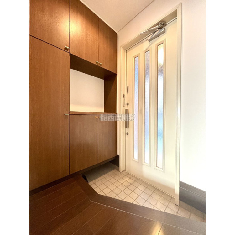 玄関 令和7年12月7日撮影