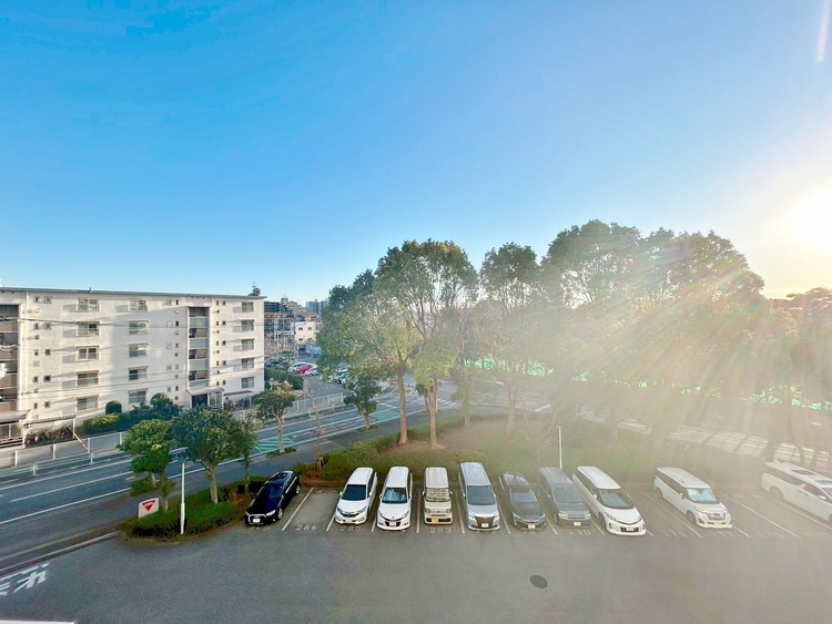 その他 陽当たり・通風・開放感に恵まれた環境です。