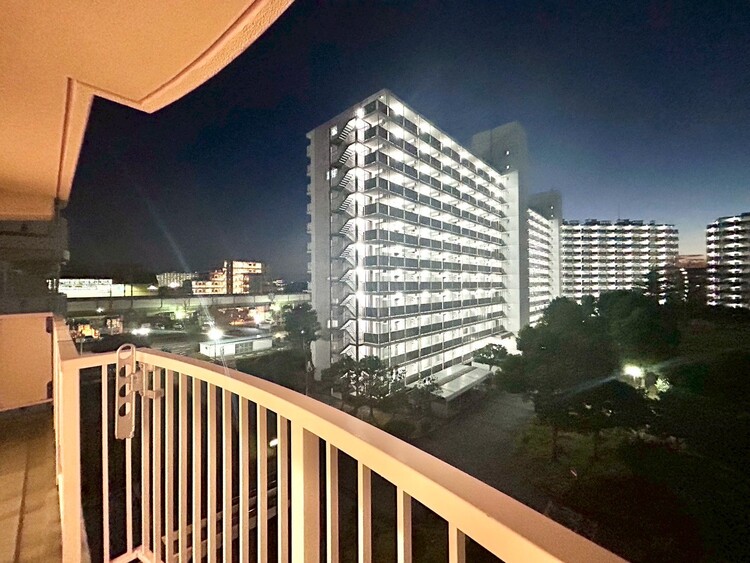 その他 眺望や窓からの景色が良いと、家で過ごす時間も快適です。