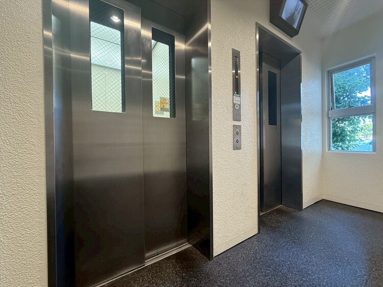 その他 エレベーター完備のため荷物が多くなっても安心。