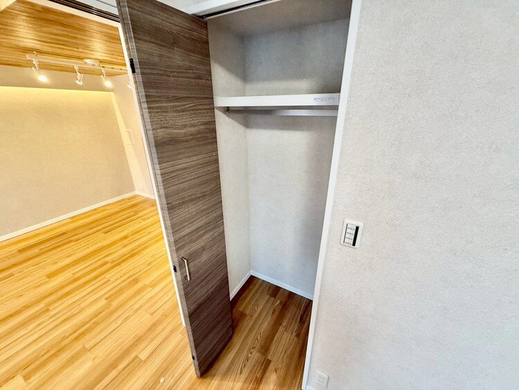 その他 家電やスーツケース、ストック品など何でも片付く嬉しい空間です。