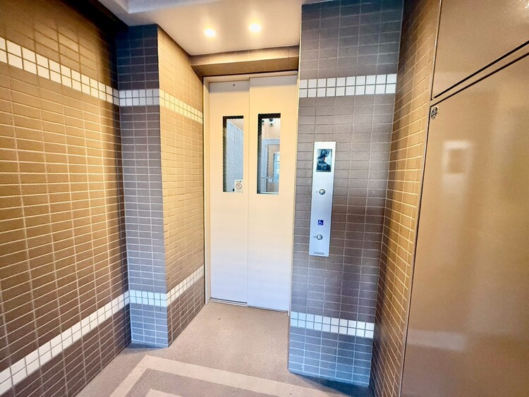 その他 エレベーター完備のため荷物が多くなっても安心。