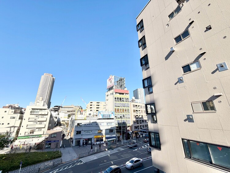 その他 眺望や窓からの景色が良いと、家で過ごす時間も快適です。