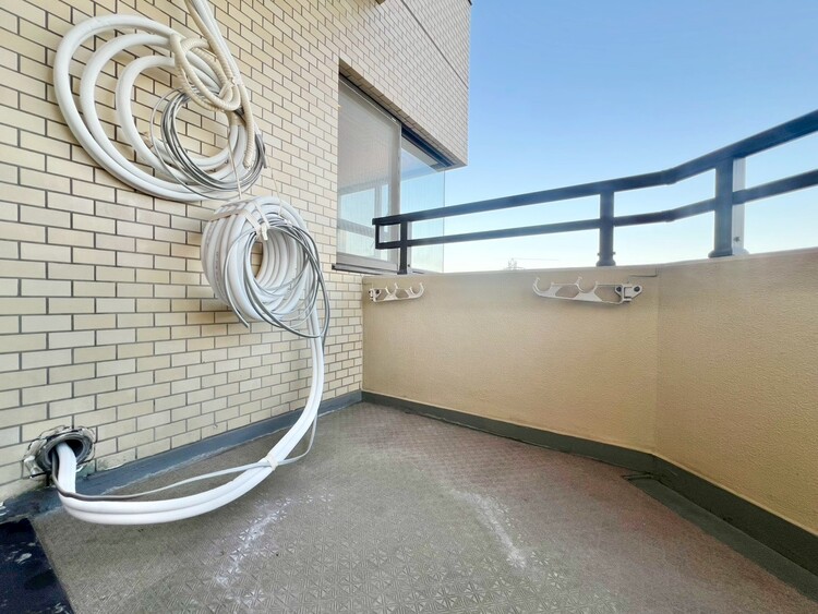 その他 朝の澄んだ空気や、夕方に吹く清々しい風を感じられるバルコニー。