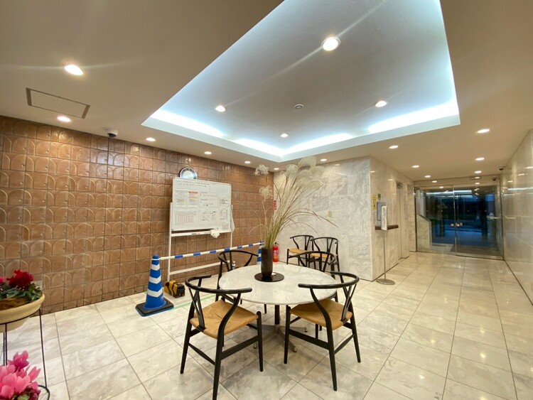 その他 館内は静寂な中が保たれており、管理が行き届いている印象を受けました。