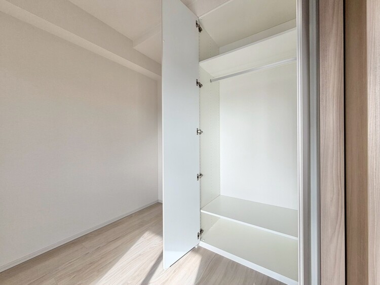 その他 家電やスーツケース、ストック品など何でも片付く嬉しい空間です。