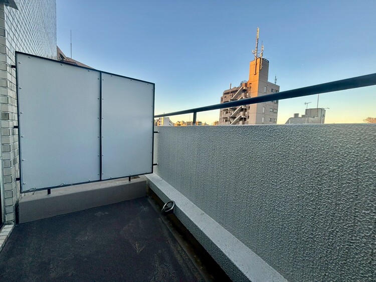 その他 朝の澄んだ空気や、夕方に吹く清々しい風を感じられるバルコニー。