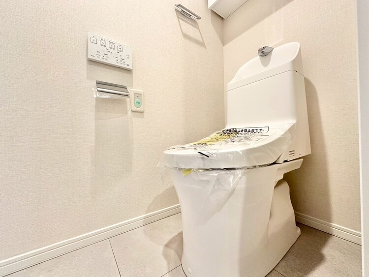 トイレ 暮らしの中のさりげないひとときの快適さにも、こだわりを、持って設備を配しております。