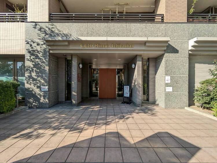 その他 上質感漂う玄関アプローチです。