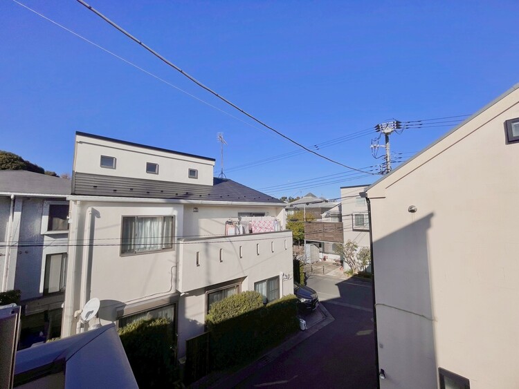 その他 眺望や窓からの景色が良いと、家で過ごす時間も快適です。