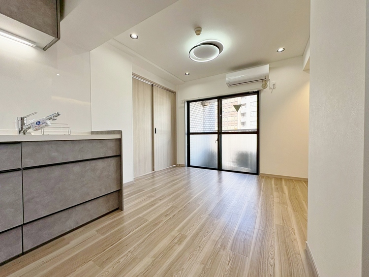 居間 過ごす時間が、たくさんの思い出として紡がれていく場所。