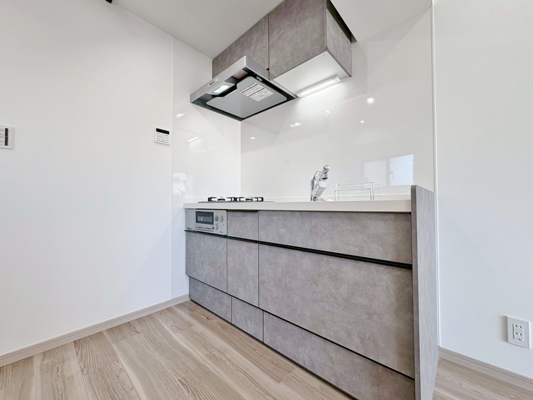 キッチン 洗練されたスタイリッシュなデザイン性と使いやすさを備えた仕様。