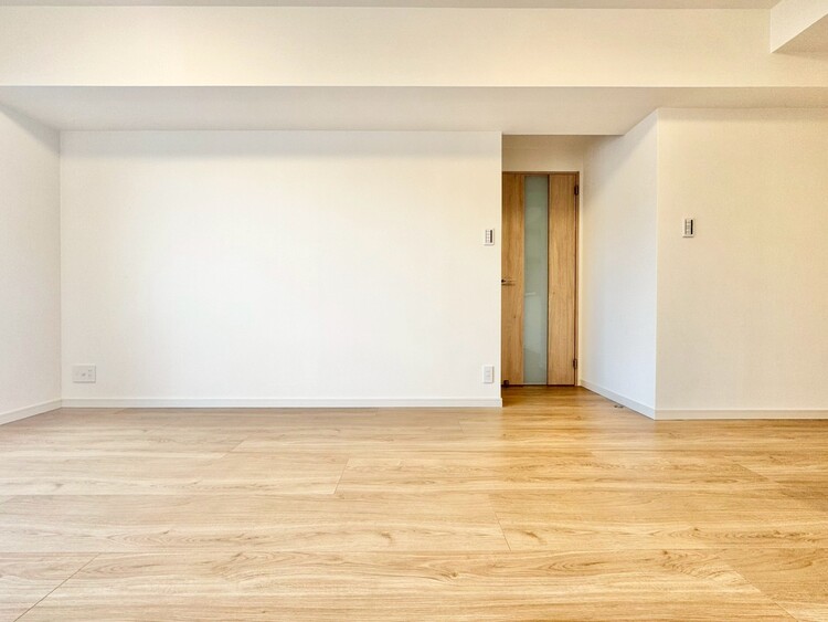 居間 居心地の良い空気感は、暮らしのステージを彩り、心からのやすらぎと満足感を与えてくれます。