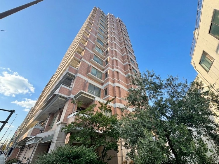 外観 資料には掲載していない情報が、現地にはたくさんあります。是非一度、現地をご確認ください。