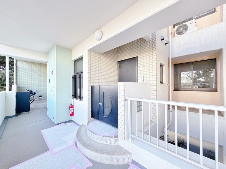 玄関 玄関を開ければ、そこは安らぎのご自宅。