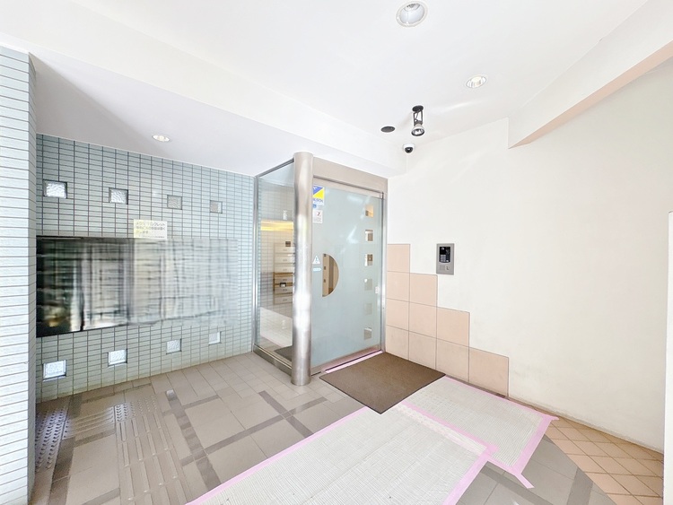 エントランス エントランスは、毎日の行き帰りで使う大事な空間です。