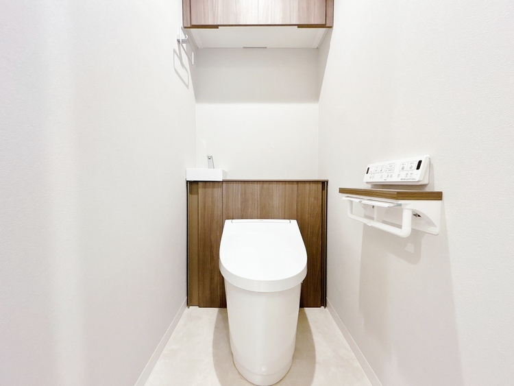 トイレ 暮らしの中のさりげないひとときの快適さにも、こだわりを、持って設備を配しております。