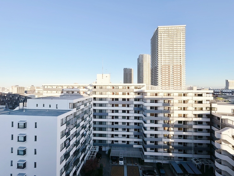 バルコニー 頬をなでる、優しい風を感じることが出来ます。