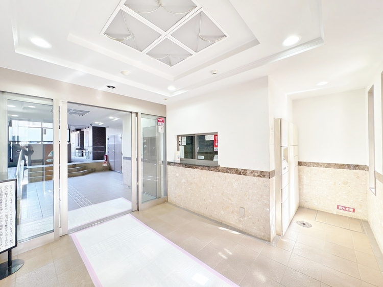 エントランス エントランスは、毎日の行き帰りで使う大事な空間です。