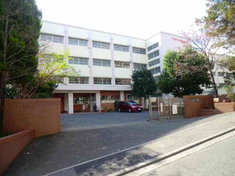 周辺 青葉台中学校まで約1498ｍ