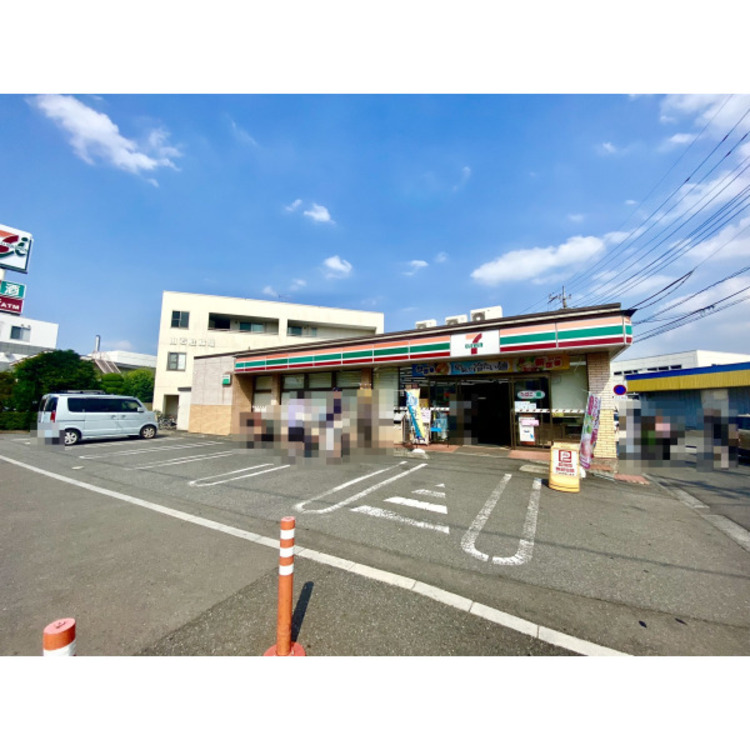 周辺 セブンイレブン(約402m)