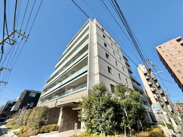 その他 マンションの敷地内には、中庭もございます。