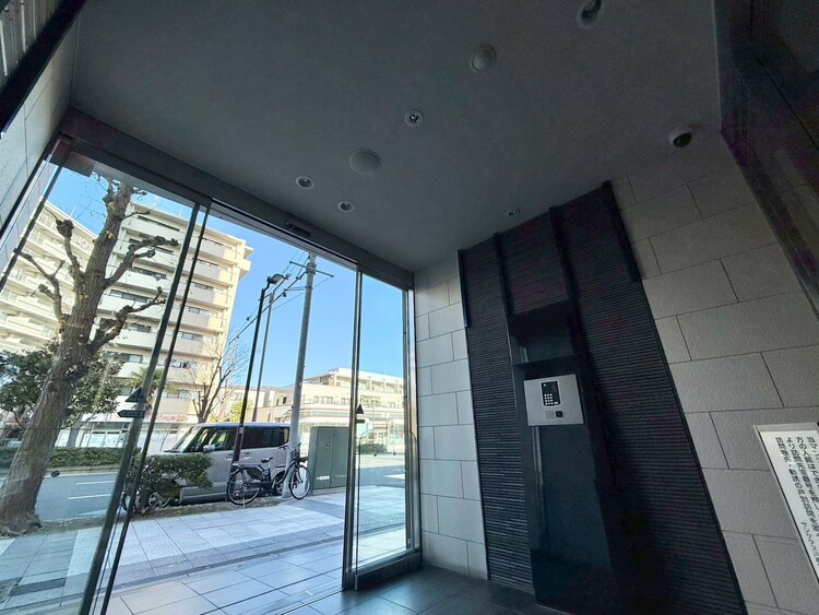 その他 館内は静寂な中が保たれており、管理が行き届いている印象を受けました。