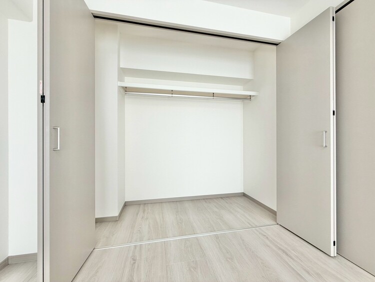 その他 家電やスーツケース、ストック品など何でも片付く嬉しい空間です。