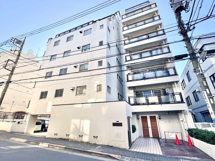 その他 飽きのこないシンプルモダンな外観です。