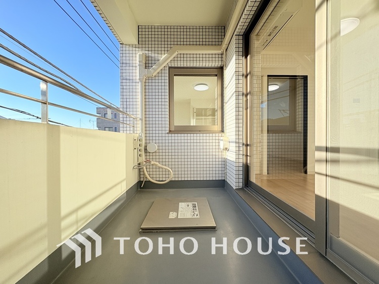 バルコニー 陽当たり良好なバルコニー