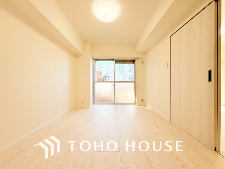 内装 1日の疲れを癒し、心地よく寛げるようゆったりとした広さをしています