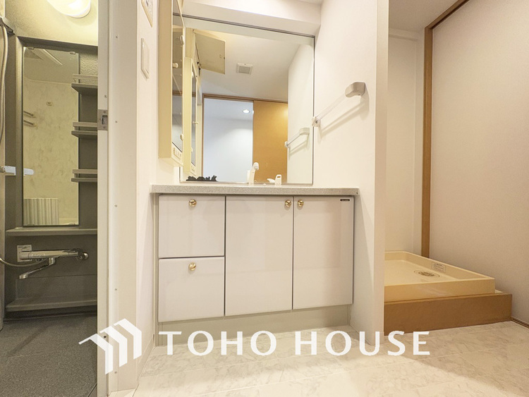 洗面 清潔感のある洗面室