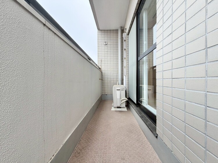 その他 朝の澄んだ空気や、夕方に吹く清々しい風を感じられるバルコニー。