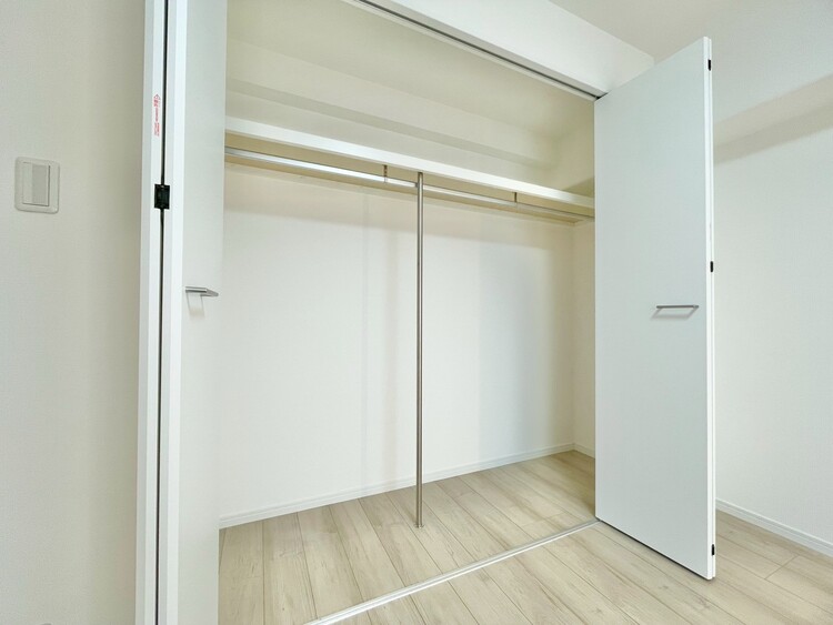 その他 家電やスーツケース、ストック品など何でも片付く嬉しい空間です。