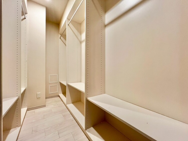 その他 収納スペースが付いていて、お部屋を広く使っていただけます。