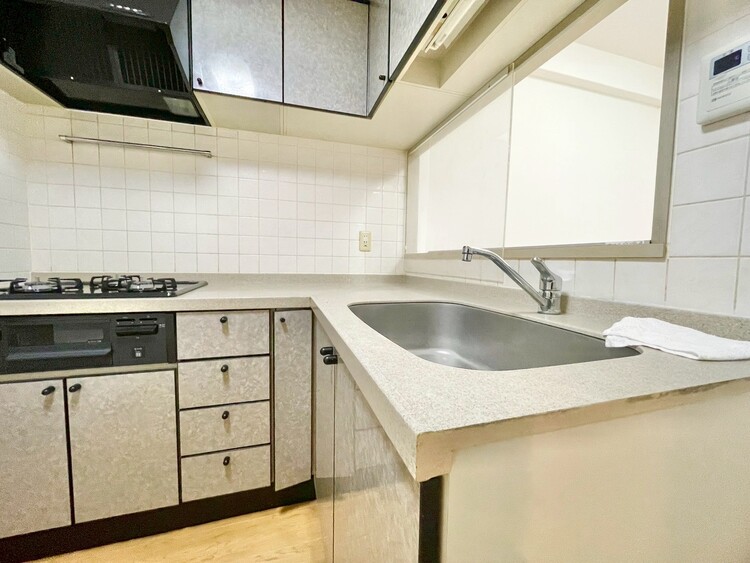 その他 使いやすくスタイリッシュなキッチン空間になっております。