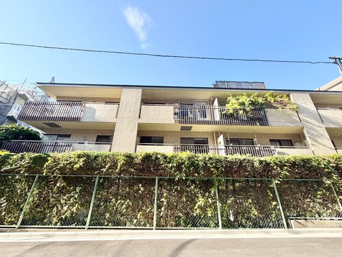 神宮前プリンスハイツの物件画像