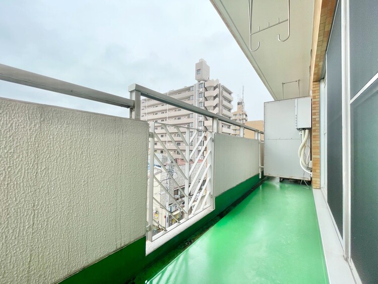 その他 朝の澄んだ空気や、夕方に吹く清々しい風を感じられるバルコニー。