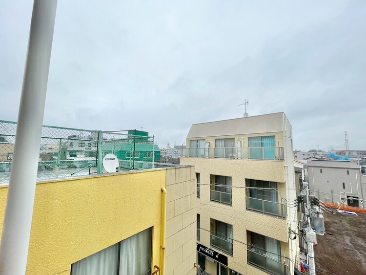 その他 眺望や窓からの景色が良いと、家で過ごす時間も快適です。