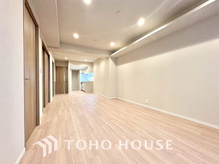 内装 【LIVING】◆Sunshine◆光が燦々と入り、いるだけで気持ちいい。「開放的でゆとりあるお部屋です。」