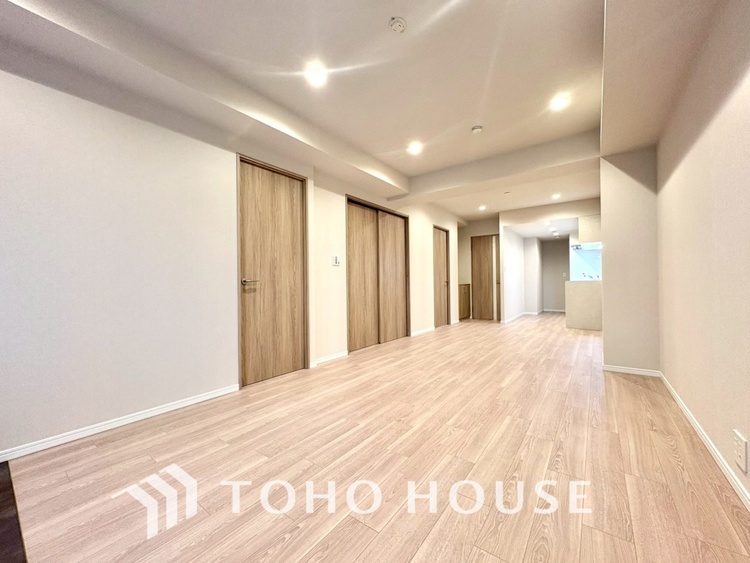 内装 【LIVING】◆simple is best◆無駄のない綺麗なつくりのリビングルームであなただけの暮らしを。