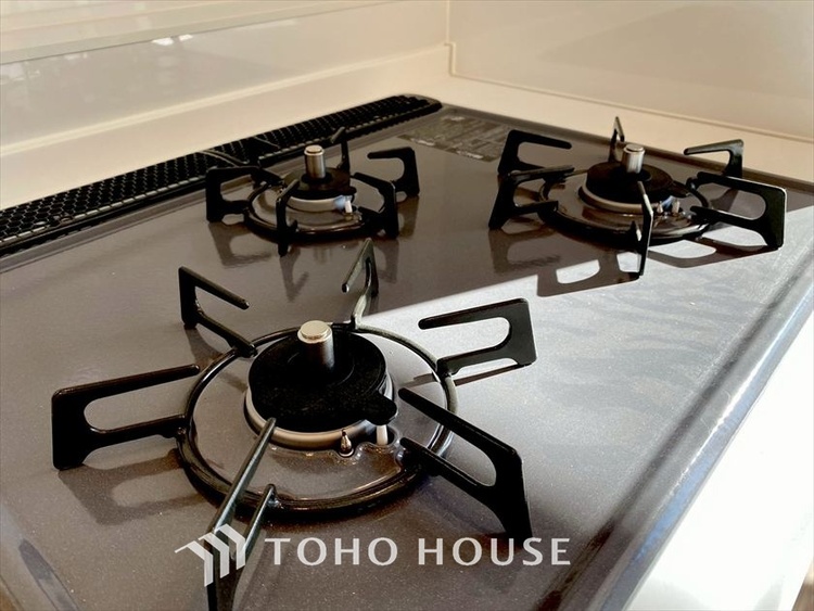 キッチン 【KITCHEN】◆家族のおはよう◆の声を笑顔で迎えてあげられるシステムキッチン。朝ごはんが楽しみでちょっと早起きしたくなるんです。