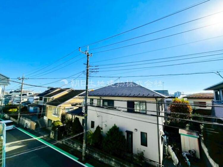 その他 太陽の光と爽やかな風でお洗濯物は気持ちいいです。