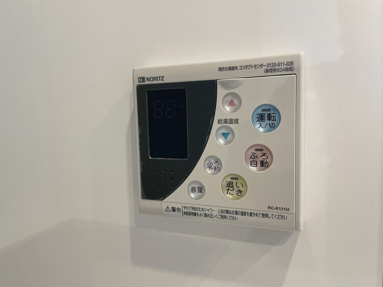 設備 見やすい画面で操作しやすい給湯パネルです。