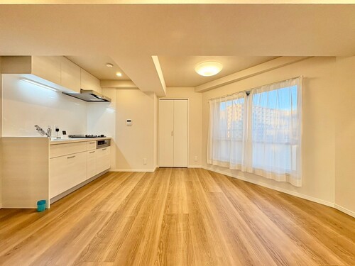 ローヤルハイツ氷川の画像