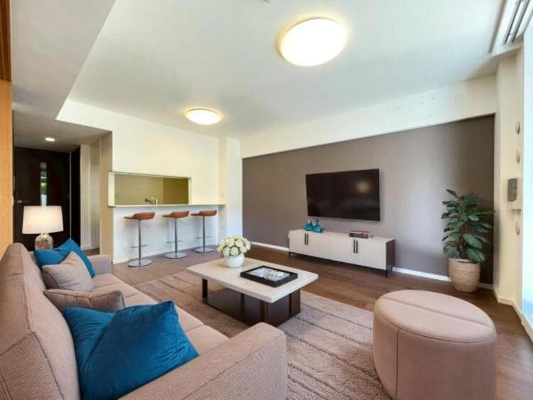 居間 リビング（配置してある家具はCGによるイメージです）